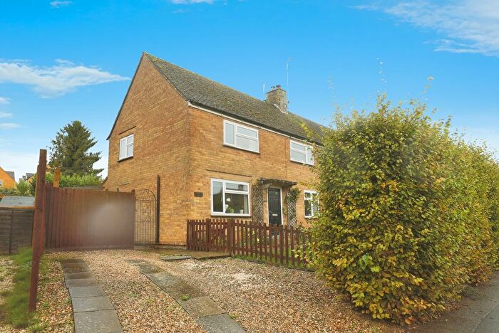 3 Bedroom Semi-Detached House For Sale In New Road, Ebrington, Chipping Campden, Gloucestershire, GL55