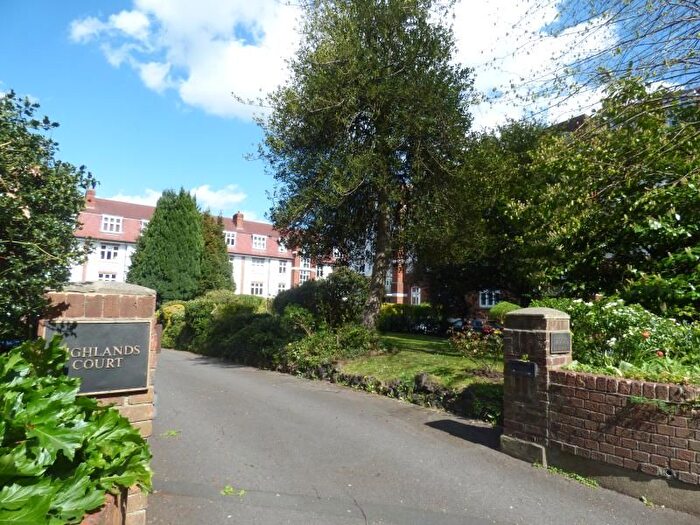 2 Bedroom Flat To Rent In Highland Road, London, SE19