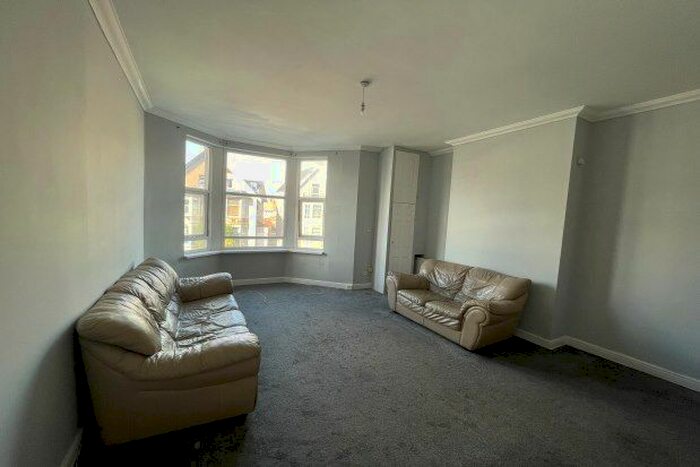 2 Bedroom Flat To Rent In Station Road, Blackpool, FY4