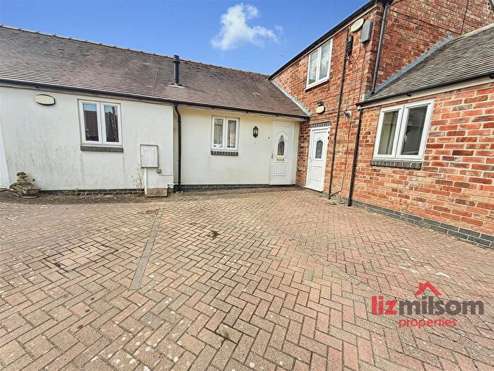 2 Bedroom Flat For Sale In School Street, Church Gresley, Swadlincote, DE11