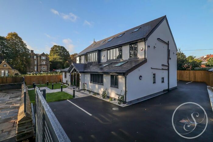 2 Bedroom Flat To Rent In St Martins Apartments, Chapeltown Road, Leeds, LS7