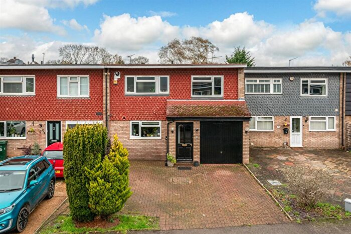 3 Bedroom Terraced House For Sale In Valley Walk, Croxley Green, Rickmansworth, WD3
