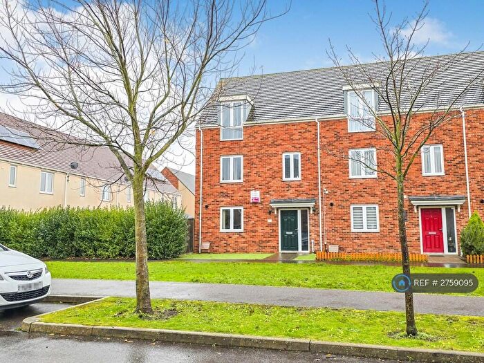 3 Bedroom End Of Terrace House To Rent In Heron Lane, King's Lynn, PE30