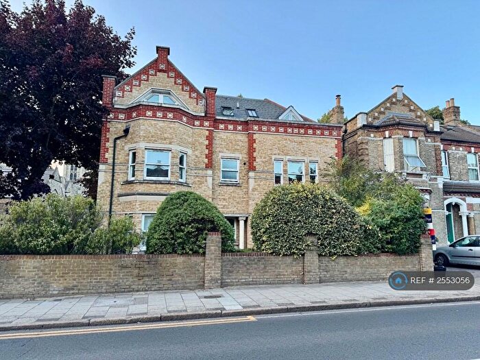 2 Bedroom Flat To Rent In Becks Apartments, Beckenham, BR3