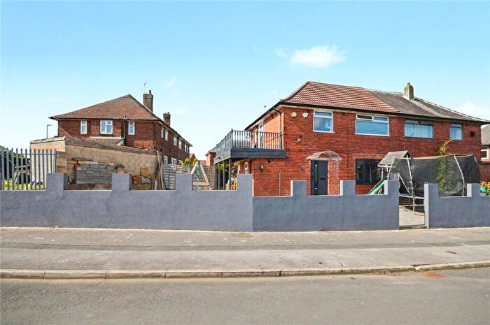 3 Bedroom Semi Detached House For Sale In Lanshaw Road, Leeds, West Yorkshire, LS10
