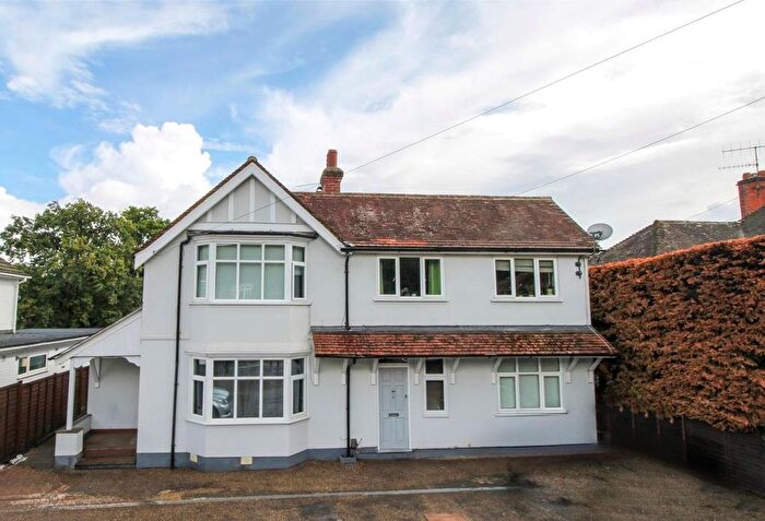 2 Bedroom Maisonette For Sale In Fleet Road, Fleet, GU51