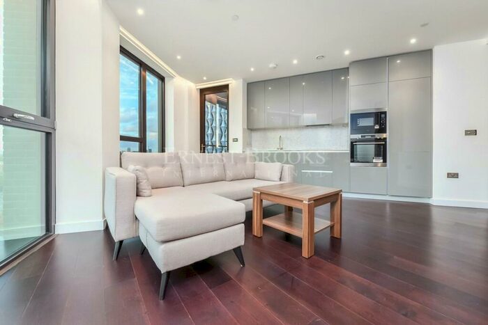 2 Bedroom Apartment To Rent In Haines House, Charles Clowes Walk, Nine Elms, SW11