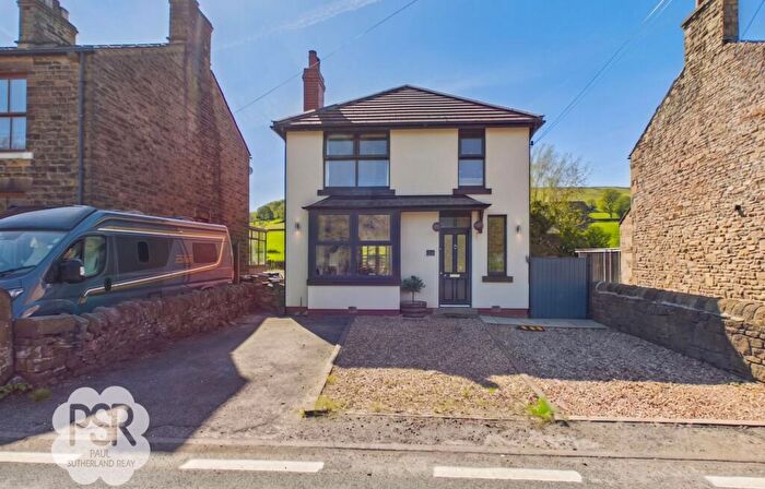 3 Bedroom Detached House For Sale In New Mills Road, Birch Vale, SK22