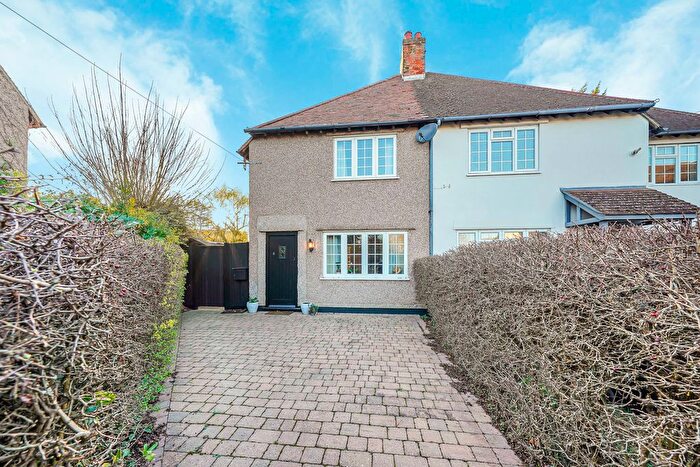 3 Bedroom Semi Detached House For Sale In Kingsmead Hill, Harlow, CM19