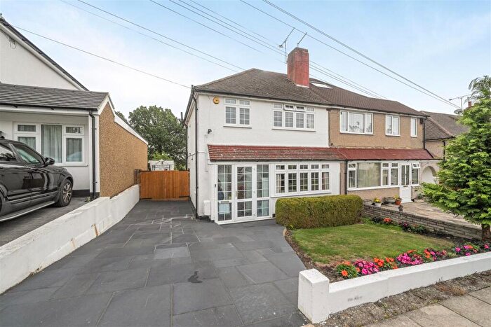 3 Bedroom Semi-Detached House For Sale In Archer Road, Orpington, BR5