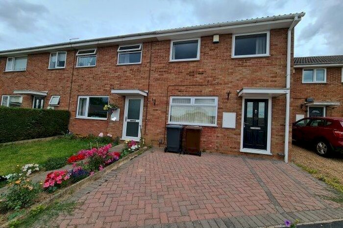 3 Bedroom Property To Rent In Glenarm Crescent, Lincoln, LN5