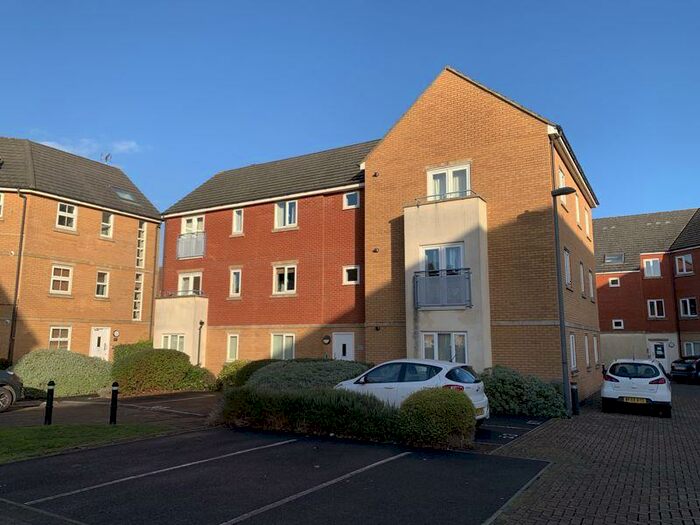 2 Bedroom Flat To Rent In Hornbeam Close, Bristol, BS32