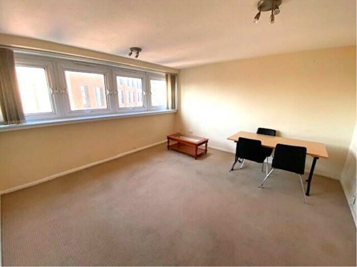 2 Bedroom Apartment To Rent In Holloway Head, Birmingham, B1