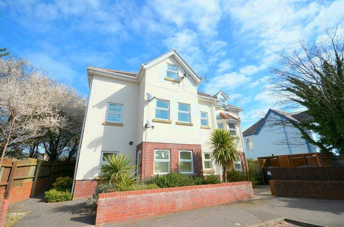 1 Bedroom Flat To Rent In Lowther Gardens, Bournemouth, BH8