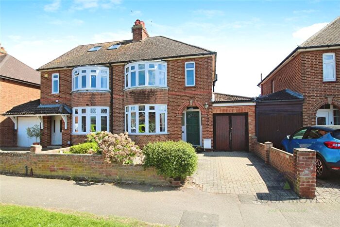 4 Bedroom Semi-Detached House For Sale In Highbury Grove, Clapham, Bedford, Bedfordshire, MK41