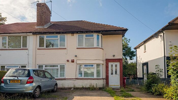 2 Bedroom Maisonette To Rent In Lancaster Avenue, Slough, SL2