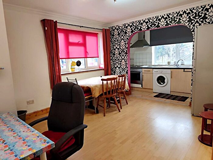 1 Bedroom Flat To Rent In Sheepcote Road, Harrow, Harrow On The Hill, HA1