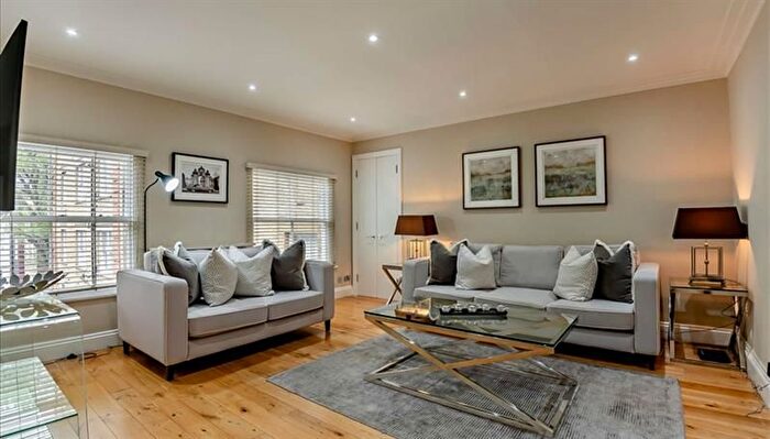 1 Bedroom Flat To Rent In Grosvenor Hill, London, W1K