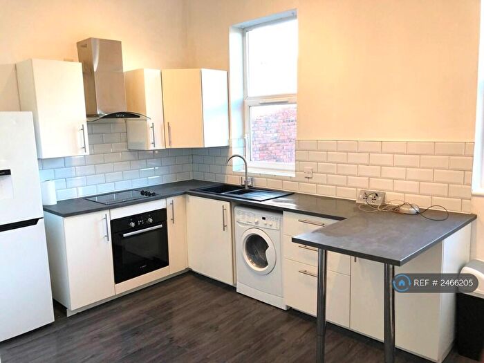 1 Bedroom Flat To Rent In Darnton Road, Ashton Under Lynne, OL6