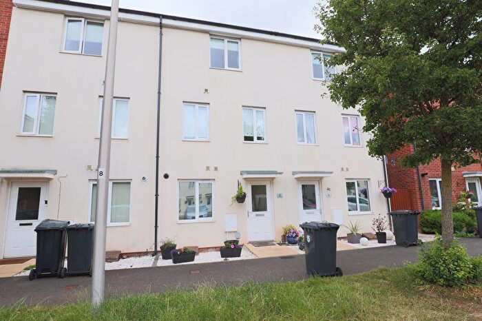 4 Bedroom Terraced House To Rent In Thursby Walk, Exeter, EX4