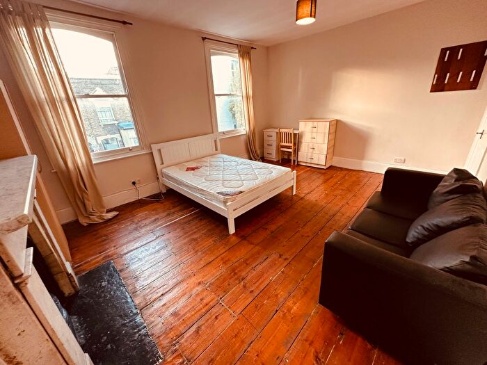 5 Bedroom Terraced House To Rent In Wedmore Gardens, London, N19