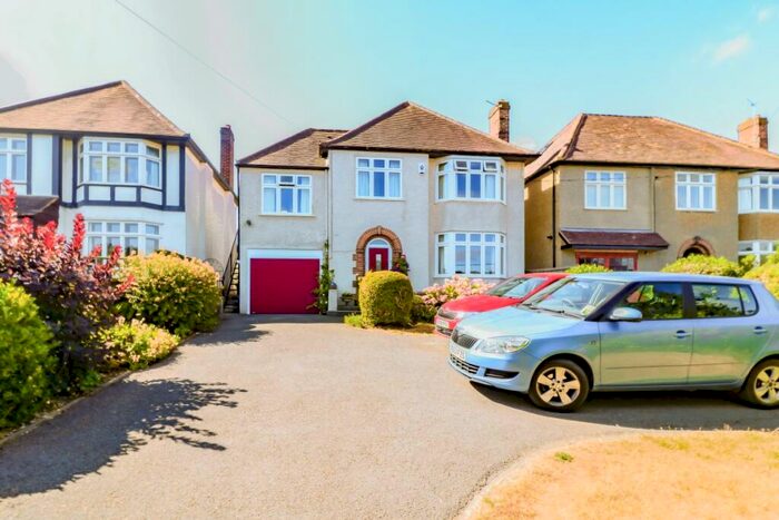 Flat To Rent In Eynsham Road Botley, OX2