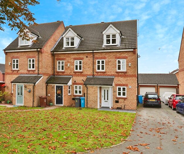 3 Bedroom End Terrace House For Sale In Western Gailes Way, Hull, HU8