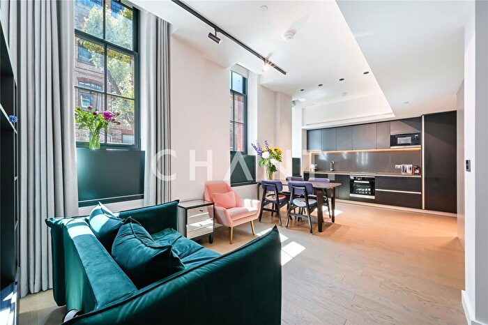 Studio To Rent In Chapter House, - Parker Street, Camden, London, WC2B