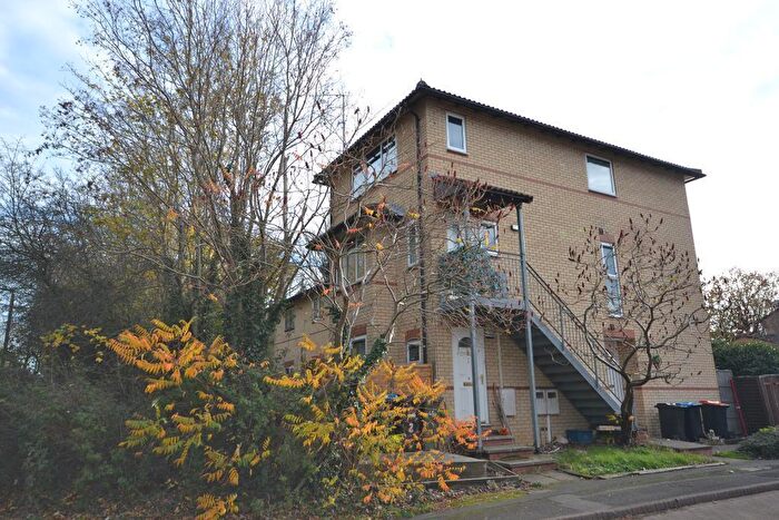2 Bedroom Flat For Sale In Banktop Place, Emerson Valley, Milton Keynes, Buckinghamshire, MK4
