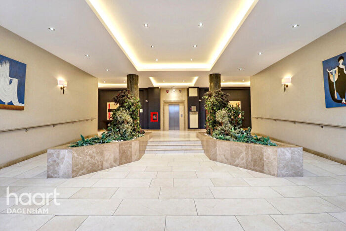 2 Bedroom Flat For Sale In Longbridge Road, Dagenham, RM8