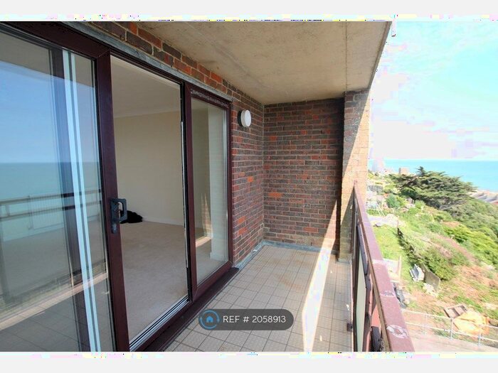 2 Bedroom Flat To Rent In Marina Heights, St Leonards-On-Sea, Hastings, TN38