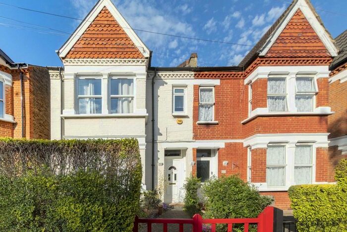 4 Bedroom Property To Rent In Church Road, London, W7