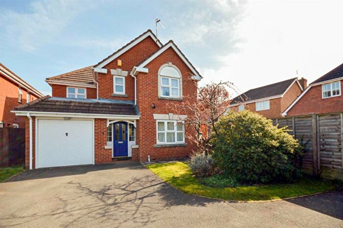 4 Bedroom Detached House To Rent In Mellbreak Close, Nottingham, NG2