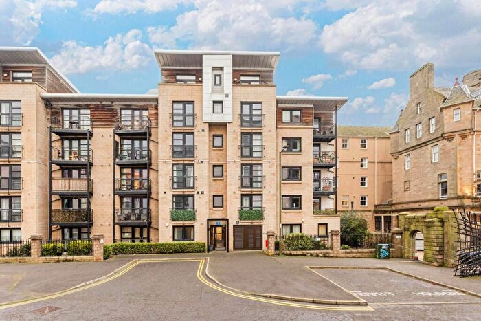 2 Bedroom Flat For Sale In / Tower Place, The Shore, Edinburgh, EH6