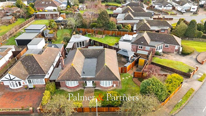 3 Bedroom Bungalow For Sale In Highview Avenue, Clacton-On-Sea, Essex, CO15