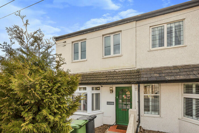 3 Bedroom Semi-Detached House To Rent In Main Road, Longfield, Kent, DA3