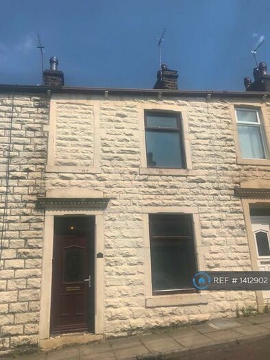 2 Bedroom Terraced House To Rent In Hannah Street, Bacup, OL13