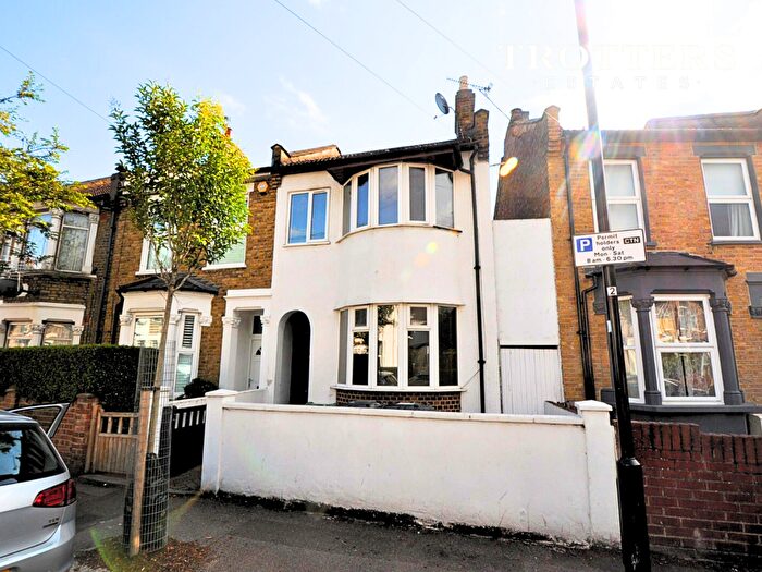 3 Bedroom End Terrace House To Rent In Mayville Road, London, E11