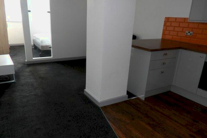 Studio To Rent In High Street, Blackburn, BB1