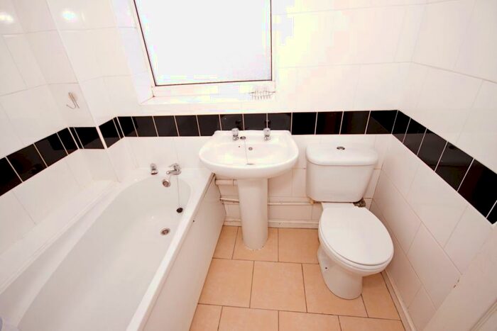 3 Bedroom House To Rent In Oak Road, Sittingbourne, ME10