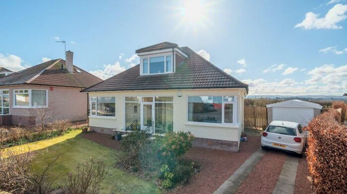 3 Bedroom Detached Bungalow For Sale In Parklee Drive, Carmunnock, Glasgow, G76
