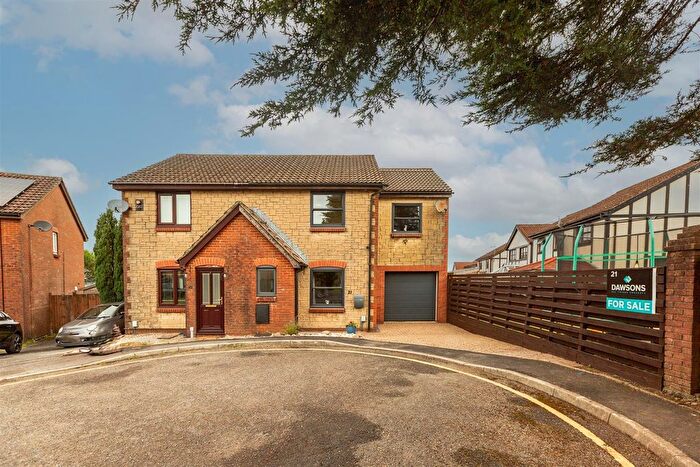 3 Bedroom Semi-Detached House For Sale In Clos Waun Wen, Llangyfelach, Swansea, SA6