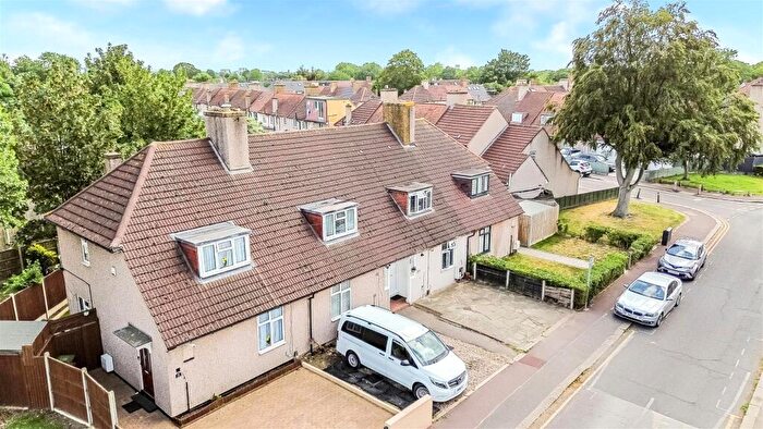 2 Bedroom House For Sale In Winterbourne Road, Dagenham, RM8