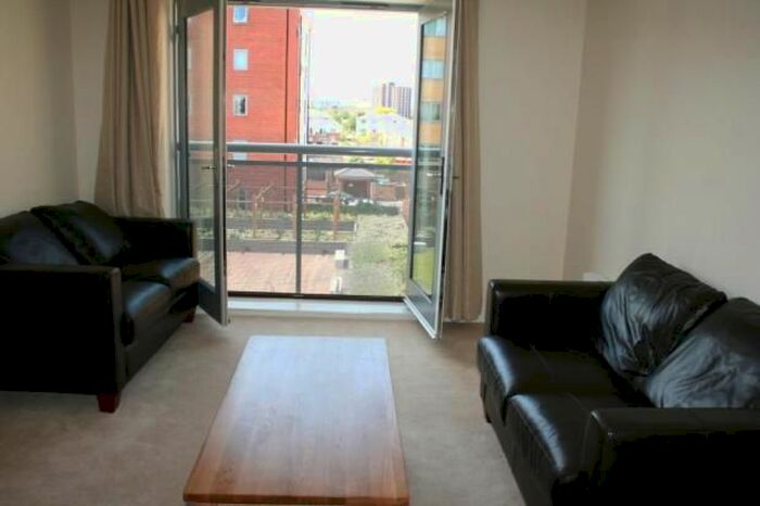 2 Bedroom Flat To Rent In Taywood Road, Northolt, UB5