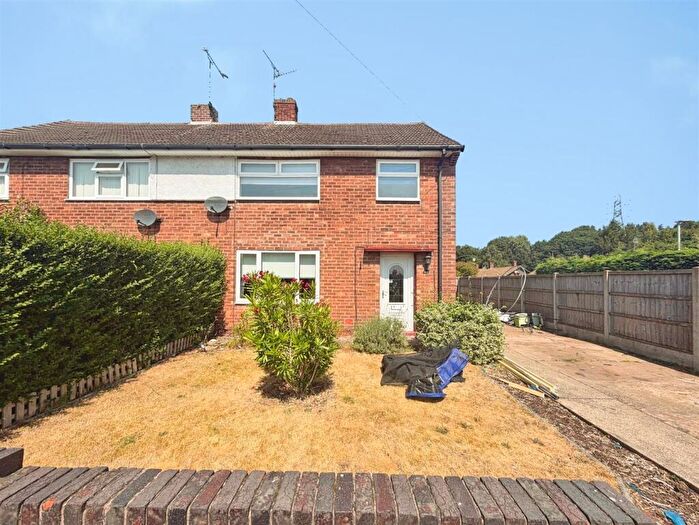 3 Bedroom Semi-Detached House To Rent In Highfield Road, Clipstone Village, Mansfield, NG21