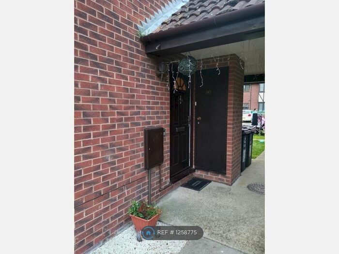 2 Bedroom End Of Terrace House To Rent In Tamar Close, St. Ives PE27