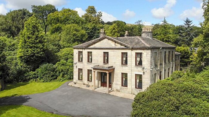 5 Bedroom Detached House For Sale In Burnley Road, Bacup, Lancashire, OL13
