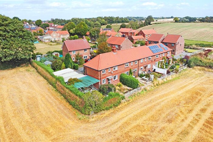 3 Bedroom End Of Terrace House For Sale In South View, Arkendale, Knaresborough, HG5