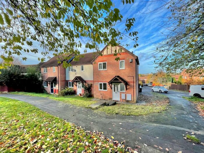 2 Bedroom End Of Terrace House To Rent In Fern Close, Brentry, Bristol, BS10