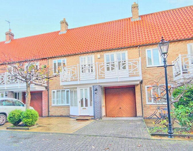 3 Bedroom Property To Rent In York Road, Beverley, HU17